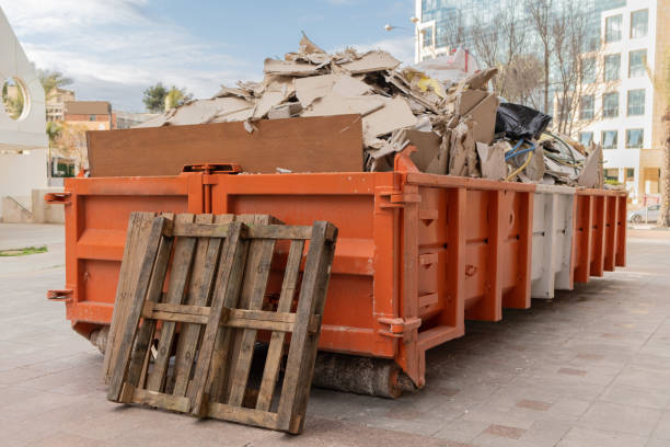 Best Yard Waste Removal  in Minnetonka, MN